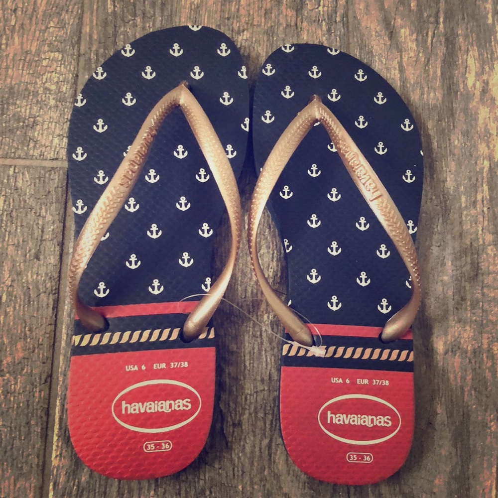 {SOLD} Brand new Nautical Havaianas Sandals ⚓️
